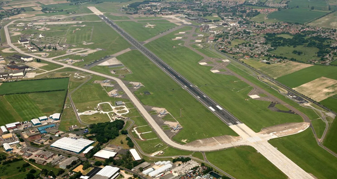 英媒：美空军证实	，在三处驻英美军基地上空发现不明身份无人机 - 第 1 张图片 - 小城生活